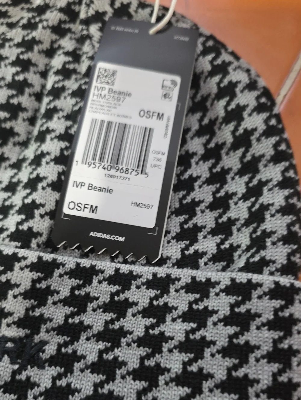 ADIDAS IVY PARK BEANIE NEW WITH TAG